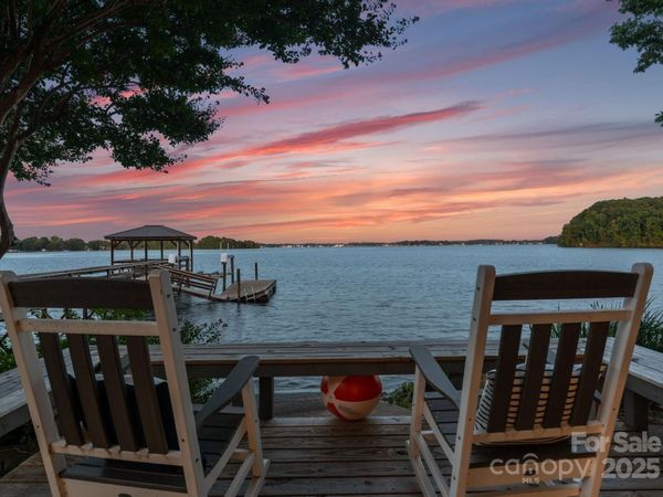 16318 Belle Isle Drive, Cornelius, NC 28031