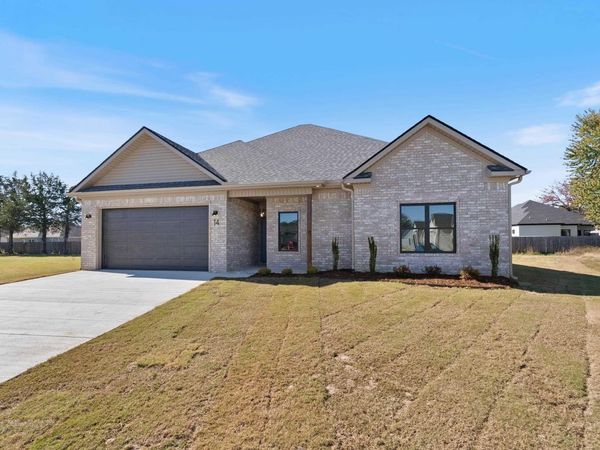 14 Firefly Catch Cove, Greenbrier, AR 72058