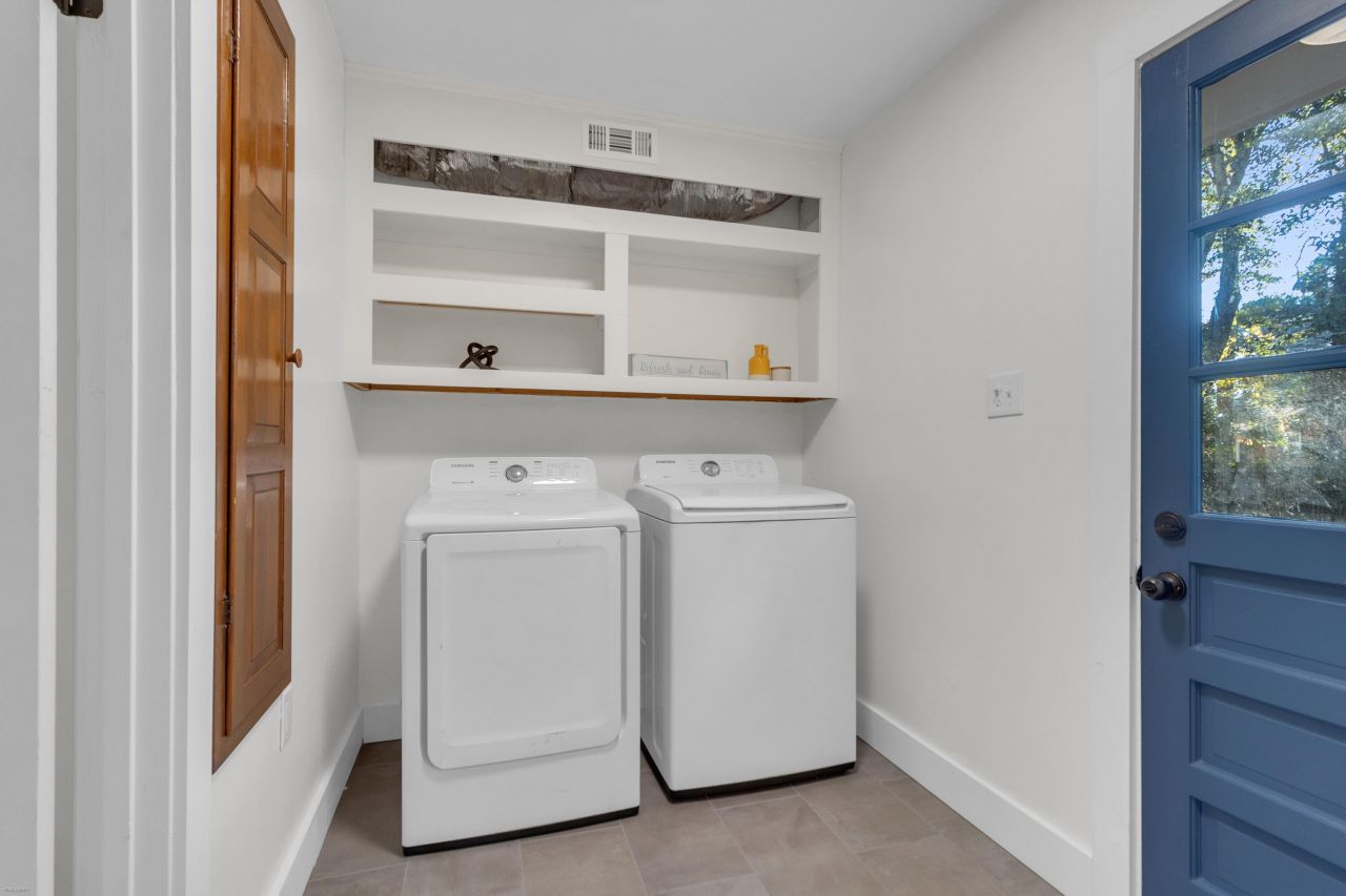 1319 Joshua Drive Photo 11