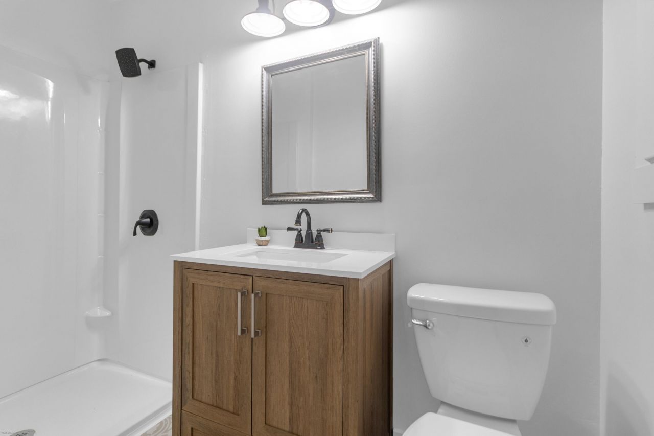 1319 Joshua Drive Photo 20