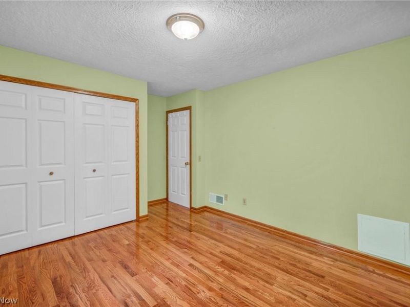 92 Ravenshollow Drive, Cuyahoga Falls, OH 44223 Photo 21