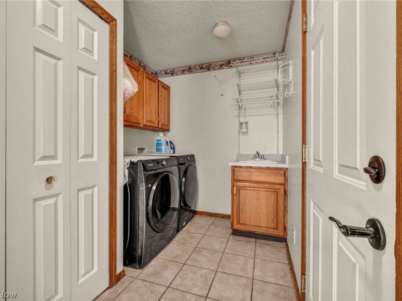 92 Ravenshollow Drive, Cuyahoga Falls, OH 44223 Photo 29