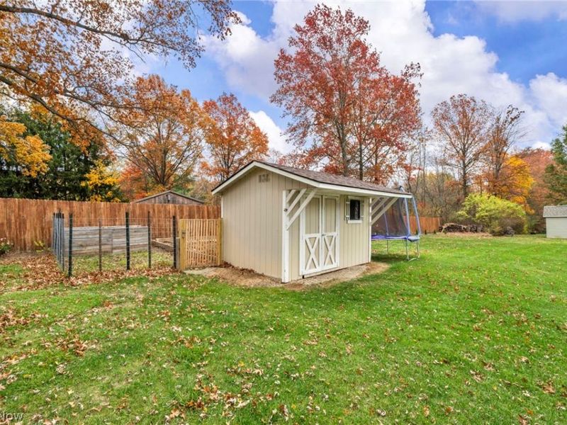 92 Ravenshollow Drive, Cuyahoga Falls, OH 44223 Photo 40