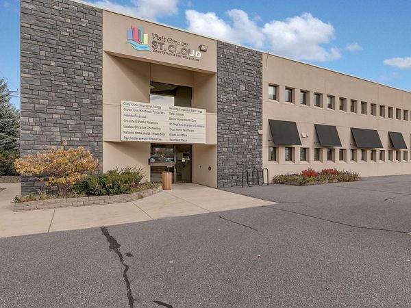 1411 W Saint Germain Street, Saint Cloud, MN 56301