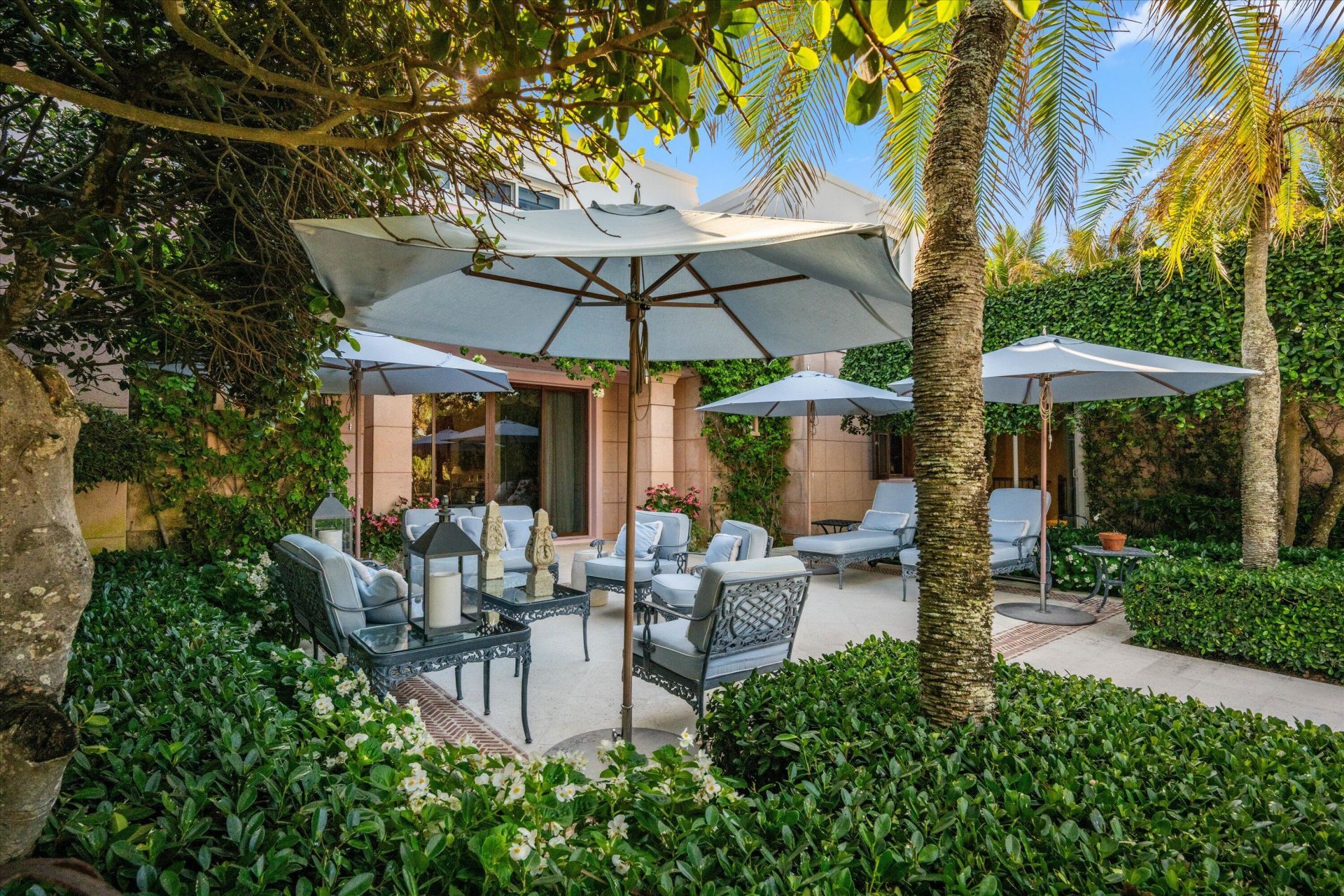 911 N Ocean Boulevard, Palm Beach, FL 33480 Photo