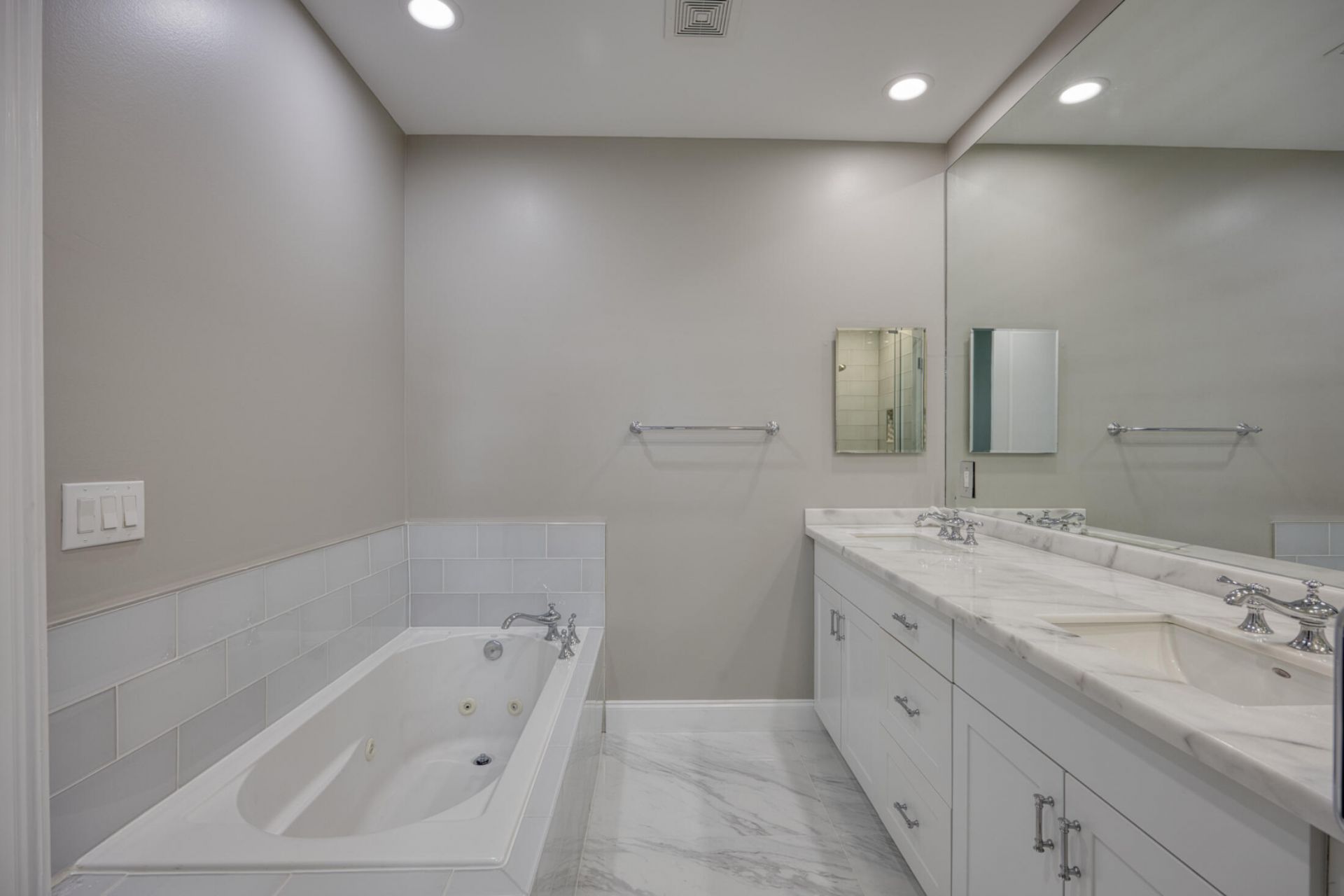 1030 W Heritage Club Circle, Delray Beach, FL 33483 Photo