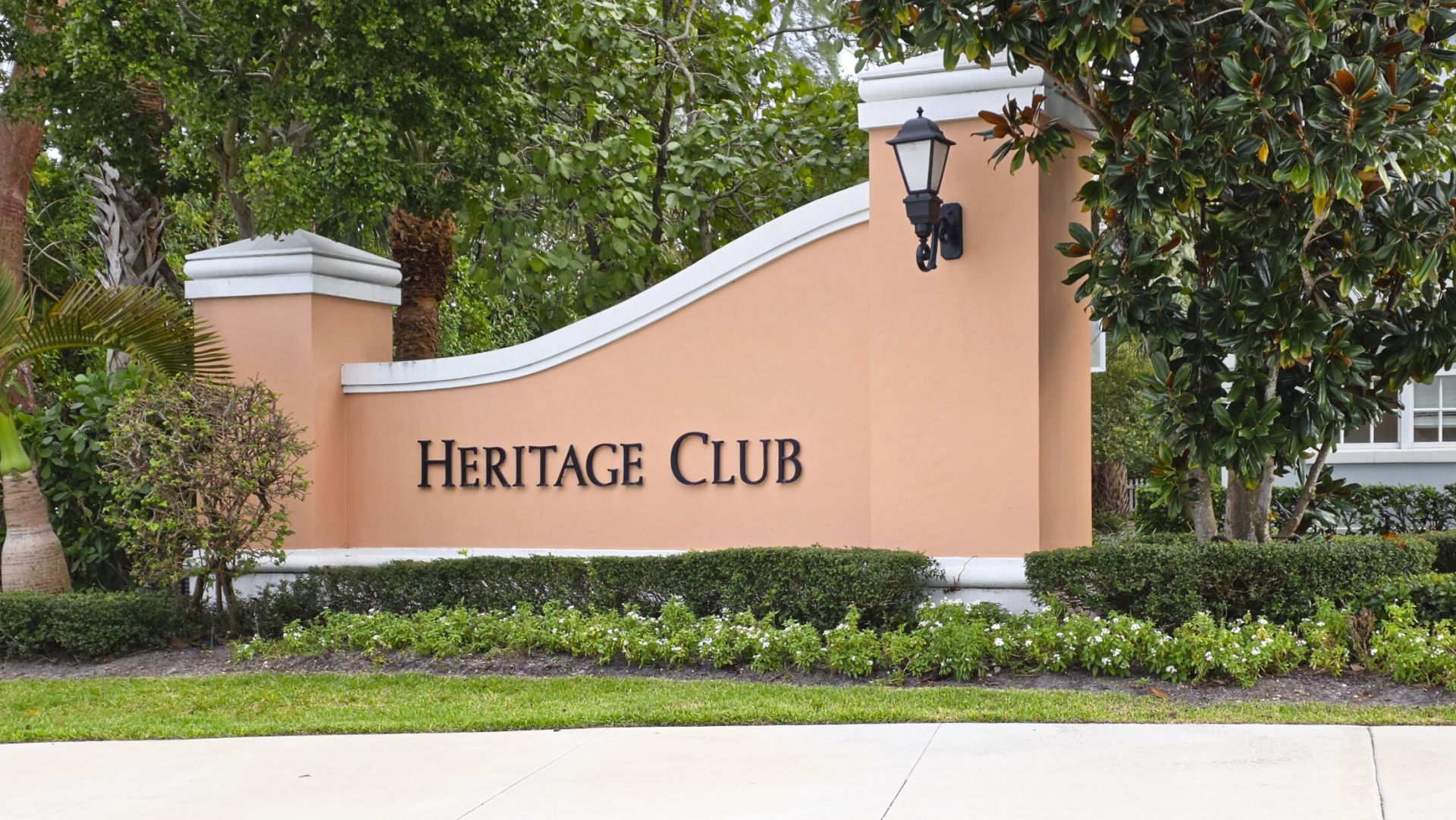 1030 W Heritage Club Circle, Delray Beach, FL 33483 Photo