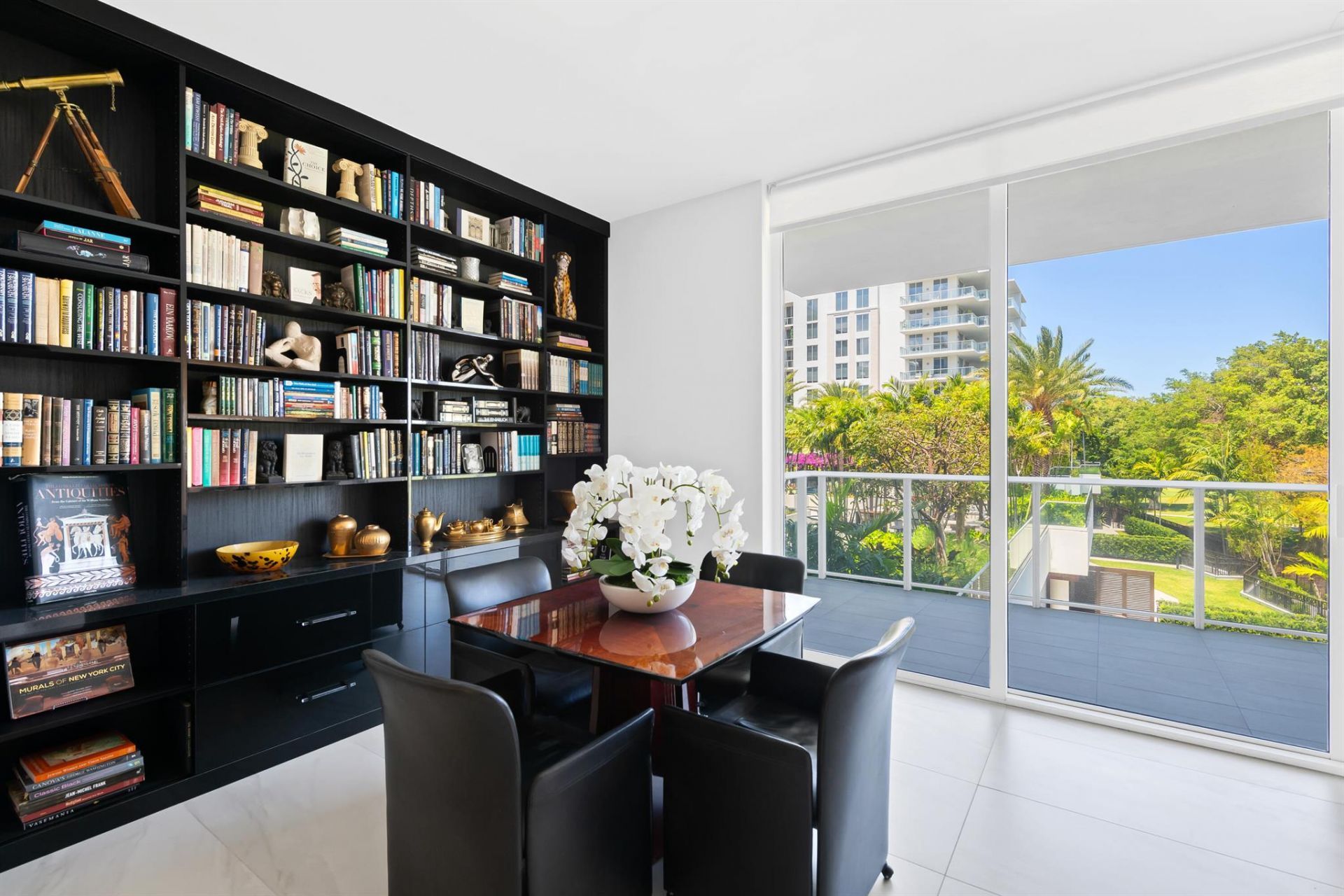 210 SE Mizner Boulevard, Unit 301, Boca Raton, FL 33432 Photo