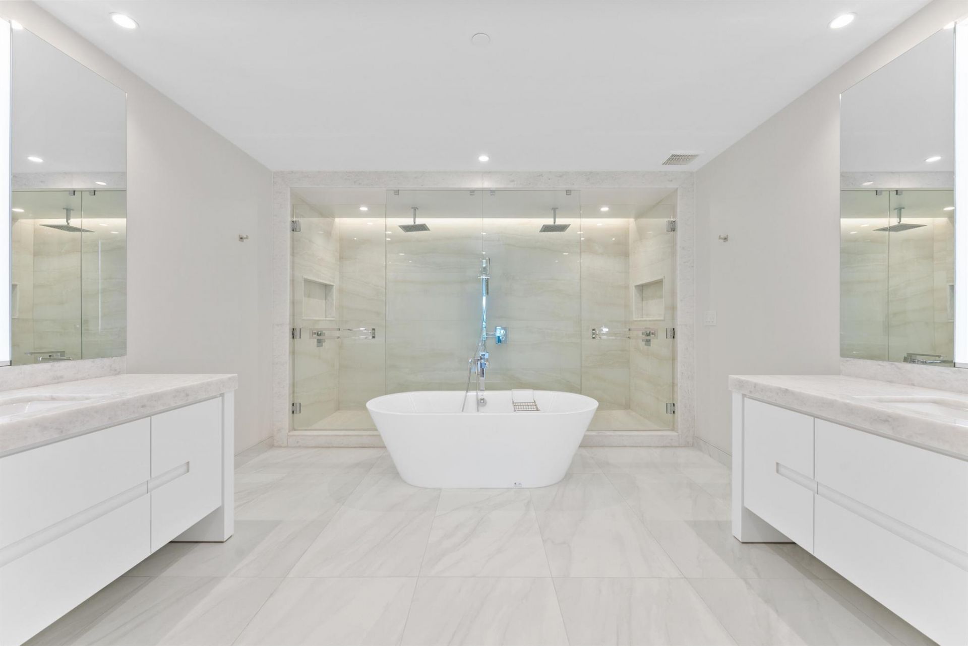 210 SE Mizner Boulevard, Unit 301, Boca Raton, FL 33432 Photo