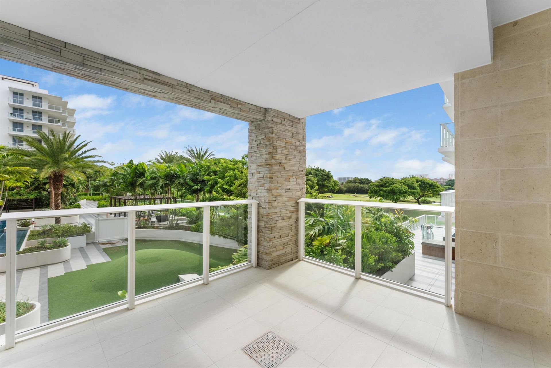 210 SE Mizner Boulevard, Unit 301, Boca Raton, FL 33432 Photo