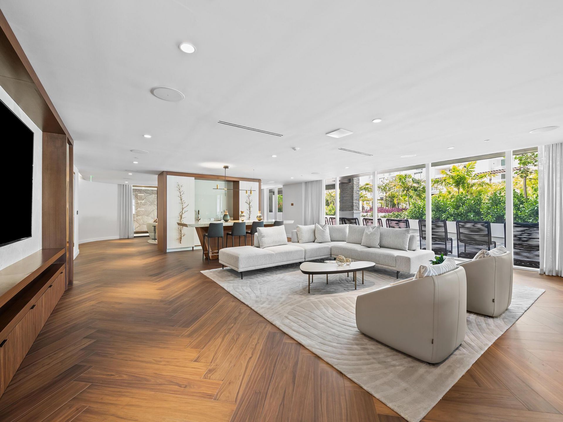 210 SE Mizner Boulevard, Unit 301, Boca Raton, FL 33432 Photo