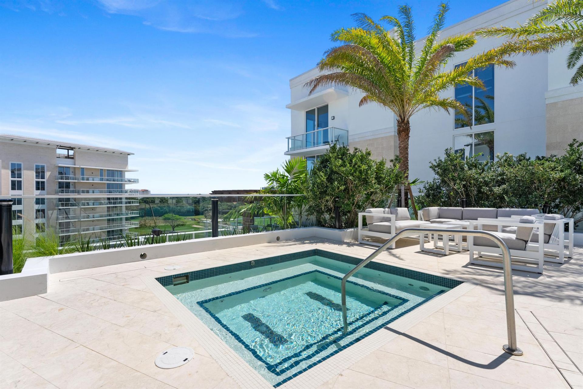 210 SE Mizner Boulevard, Unit 301, Boca Raton, FL 33432 Photo