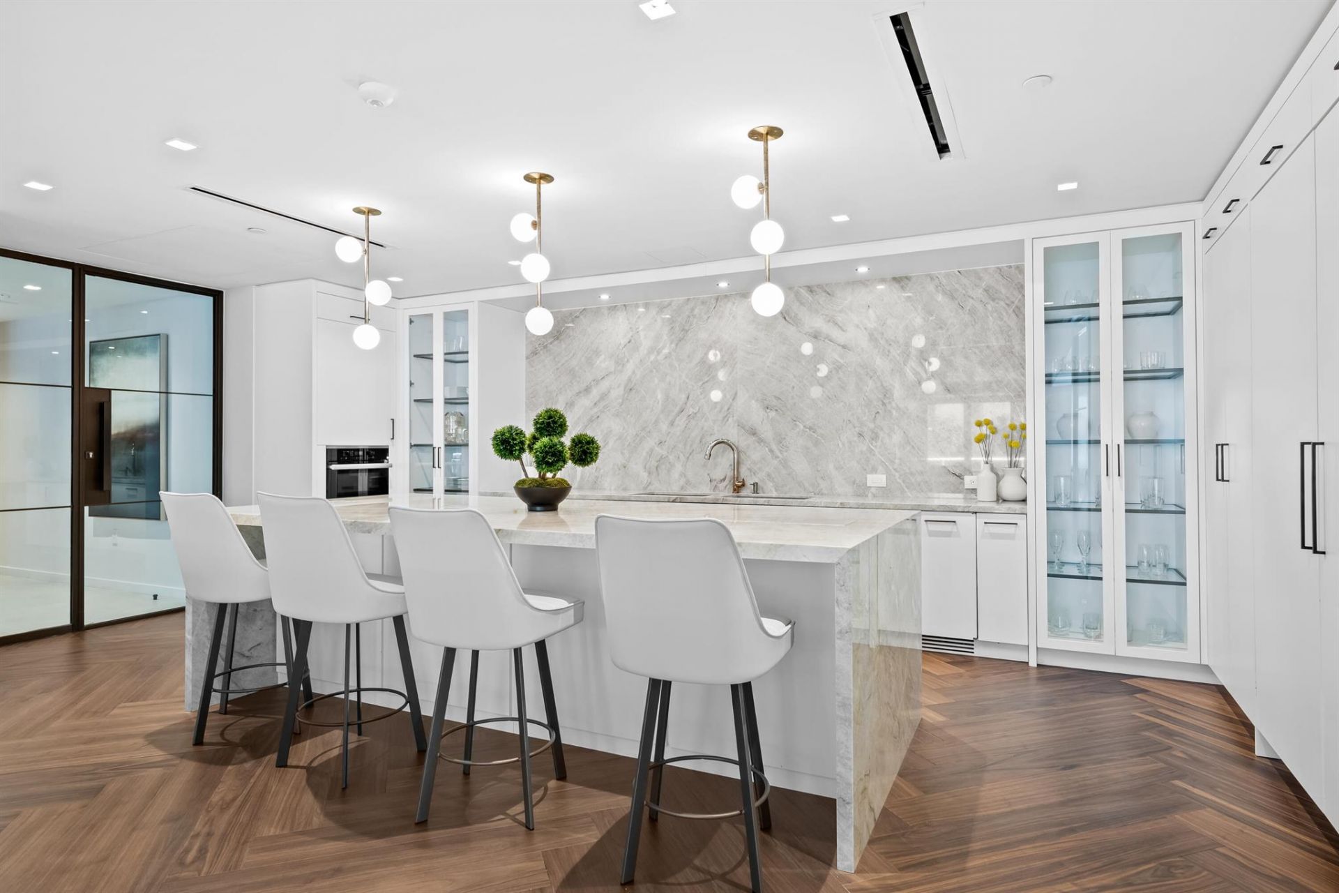 210 SE Mizner Boulevard, Unit 301, Boca Raton, FL 33432 Photo