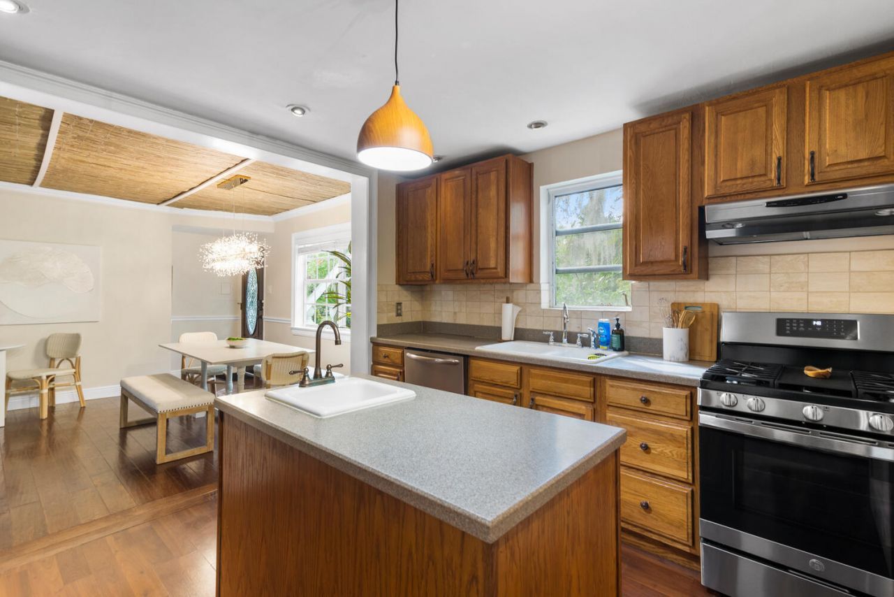 303 Lang Road, Cloud Lake, FL 33406 Photo