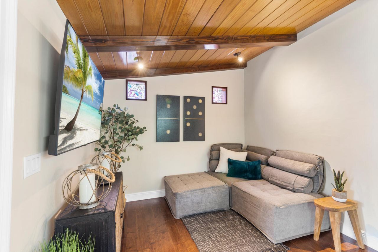 303 Lang Road, Cloud Lake, FL 33406 Photo