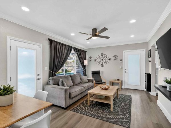 1004 Pennsylvania Avenue, Unit 7, Miami Beach, FL 33139