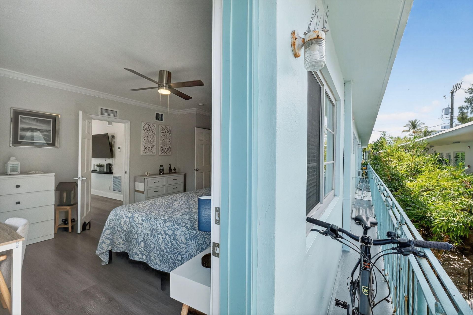 1004 Pennsylvania Avenue, Unit 7, Miami Beach, FL 33139 Photo