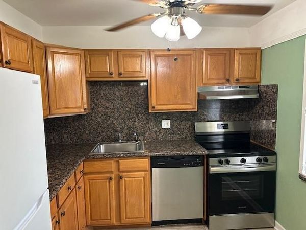 7300 NW 5th Court, Unit 101, Margate, FL 33063