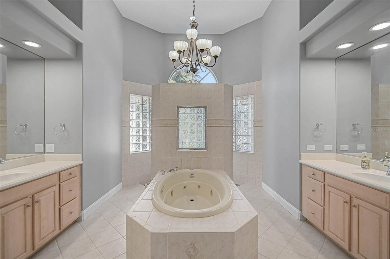 538 Dove Pointe Drive, Osprey, FL 34229 Photo