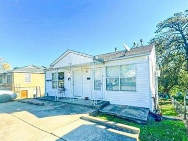 907 N Wilson Avenue, Sand Springs, OK 74063