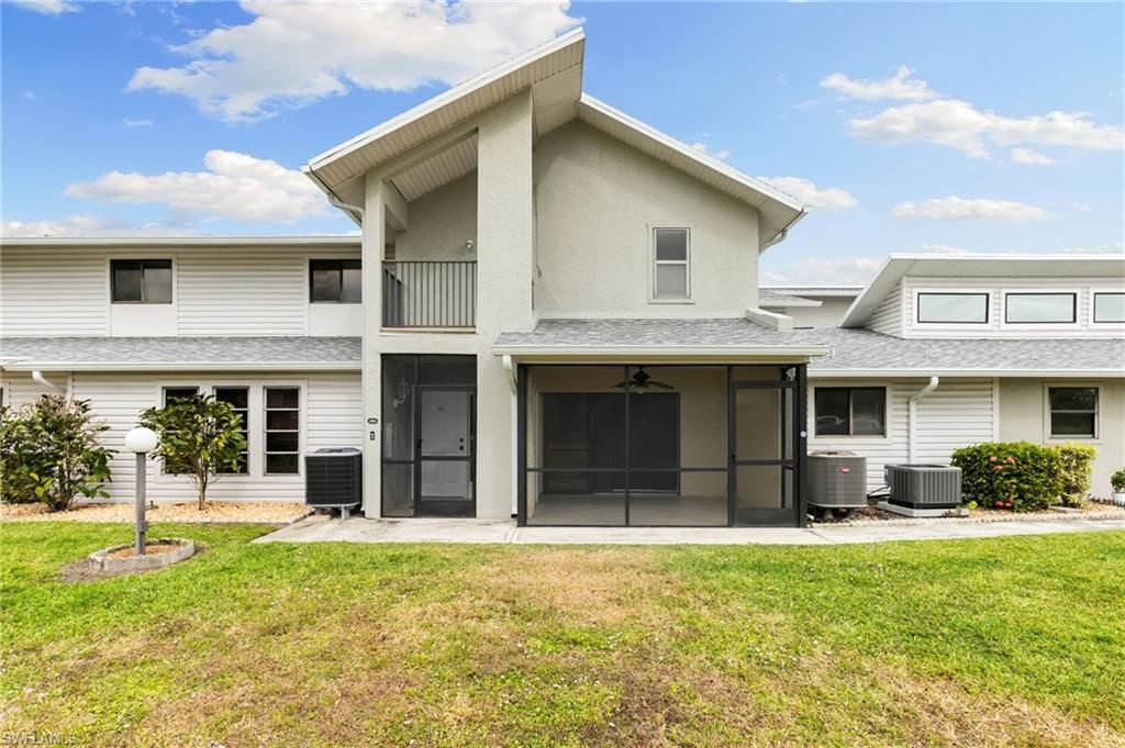 17017 Golfside Cir, Unit 404, Fort Myers, FL 33908 Photo