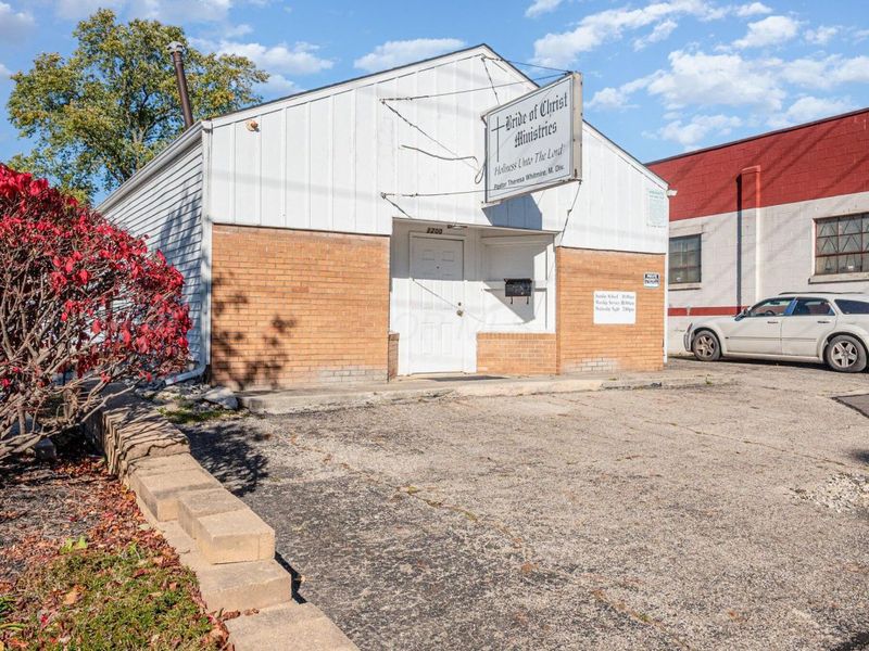 1200 E Hudson Street, Columbus, OH 43211 Photo 4