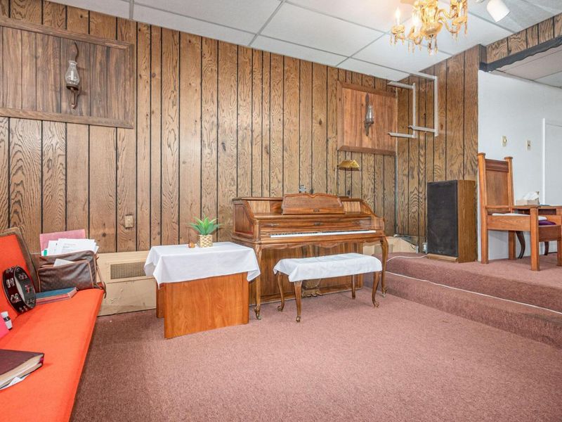1200 E Hudson Street, Columbus, OH 43211 Photo 6
