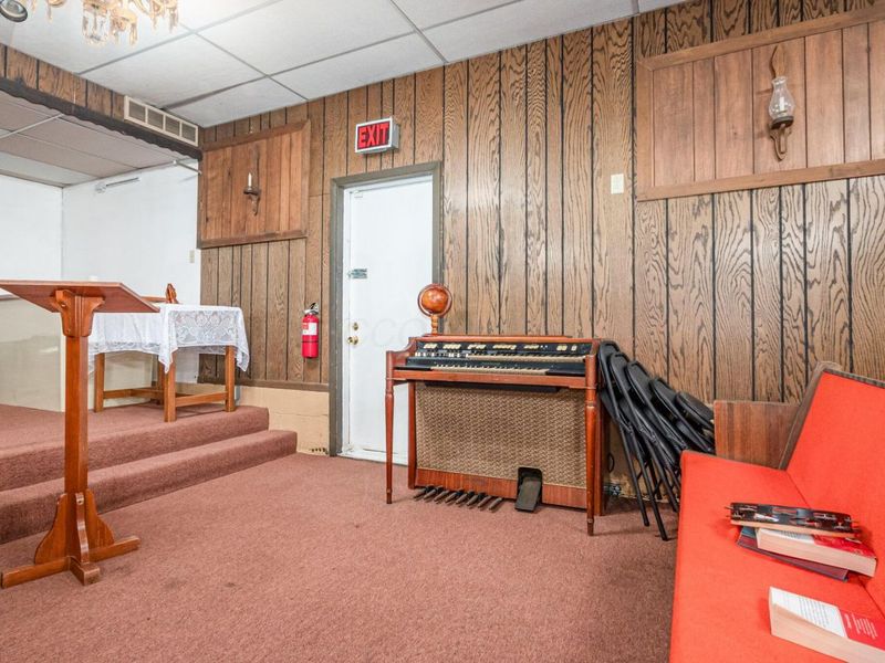 1200 E Hudson Street, Columbus, OH 43211 Photo 7