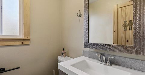 10164 Shore Pine Road, Truckee, CA 96161 Photo