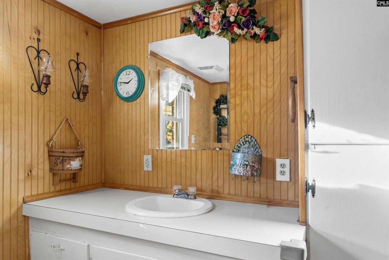 646 Briar Creek Road Photo 30