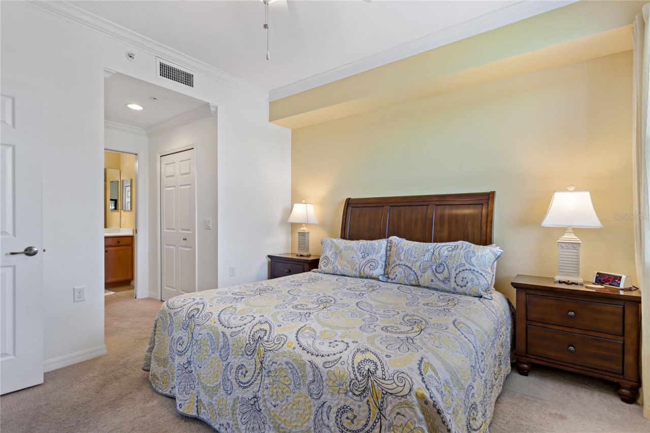 7015 River Hammock Drive, Unit 208, Bradenton, FL 34212 Photo