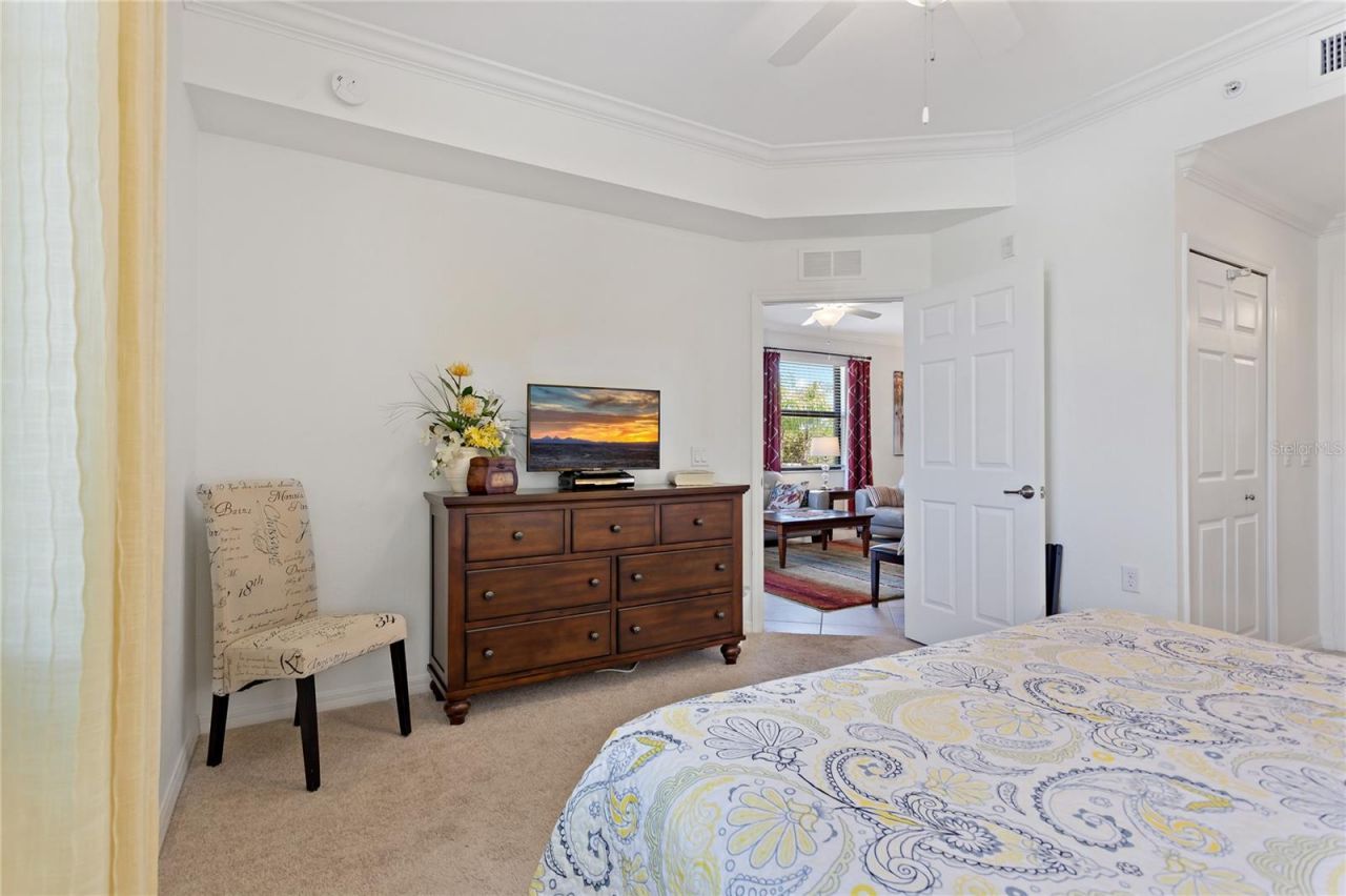 7015 River Hammock Drive, Unit 208, Bradenton, FL 34212 Photo