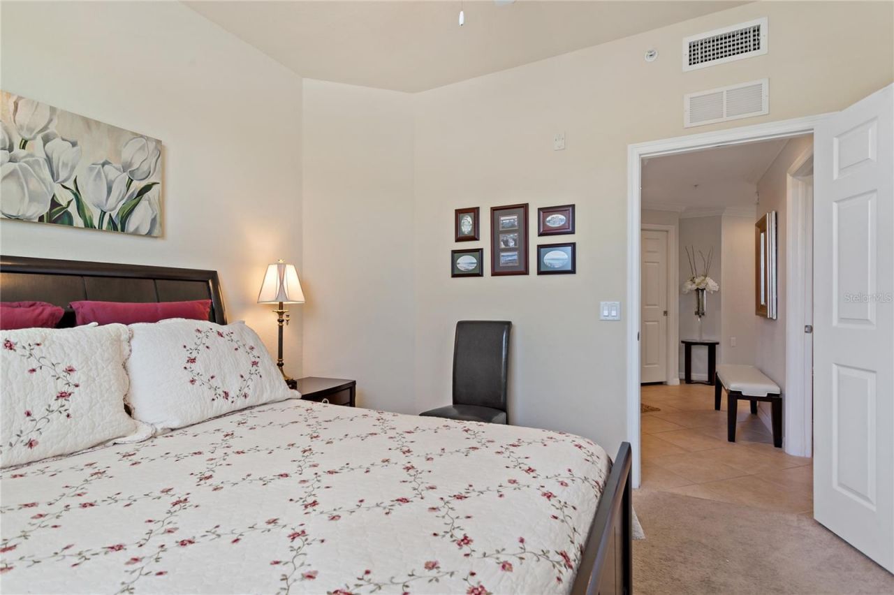 7015 River Hammock Drive, Unit 208, Bradenton, FL 34212 Photo