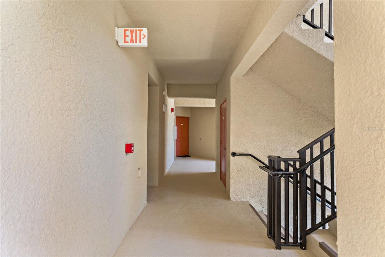 7015 River Hammock Drive, Unit 208, Bradenton, FL 34212 Photo