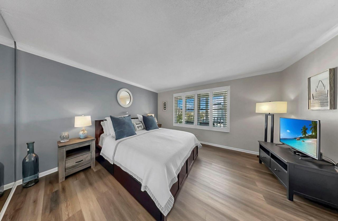 5220 Brittany Drive S, Unit 603, Saint Petersburg, FL 33715 Photo