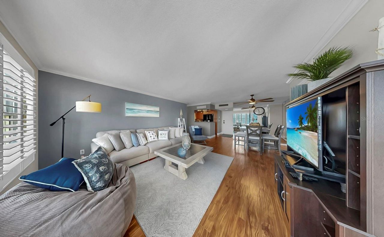 5220 Brittany Drive S, Unit 603, Saint Petersburg, FL 33715 Photo