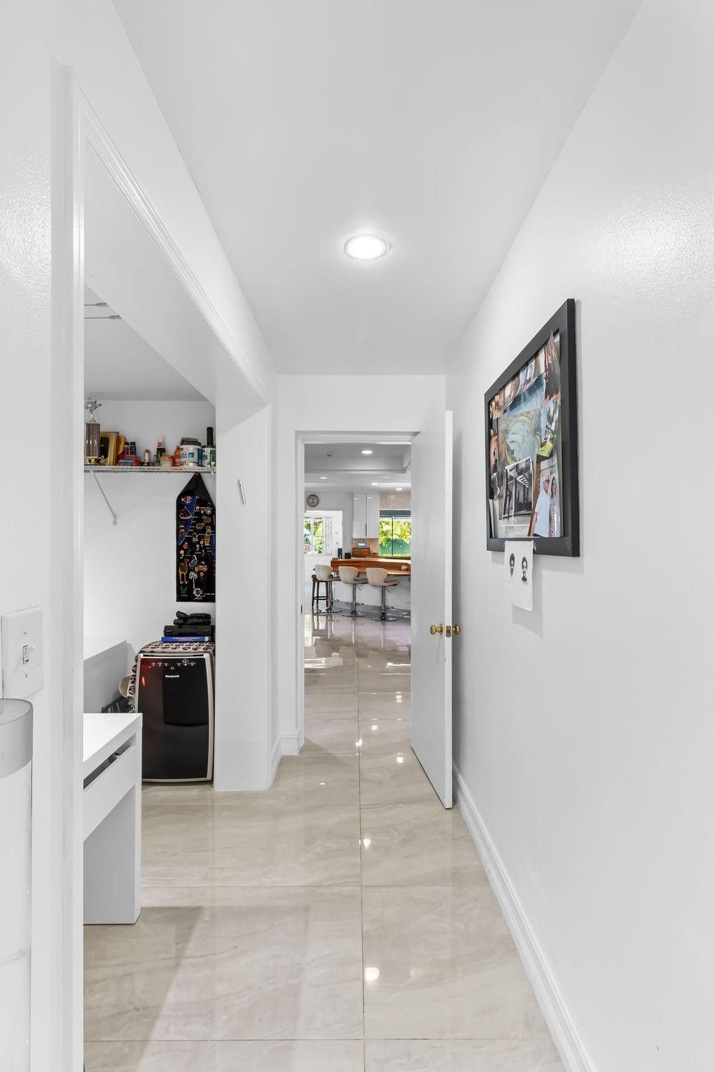 19885 NE 22nd Avenue, Miami, FL 33180 Photo