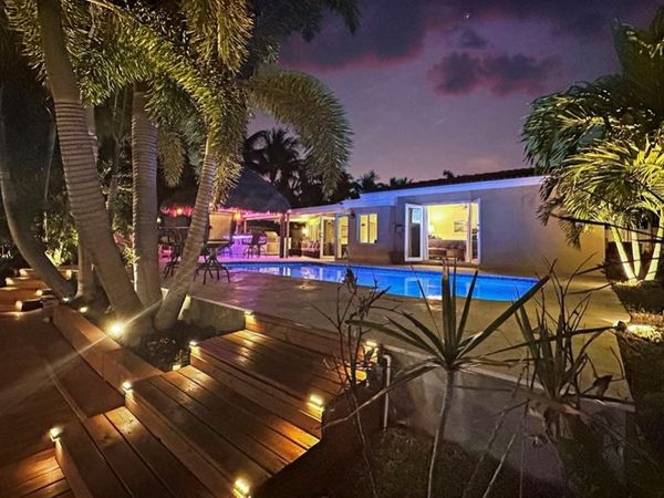 280 SE 3rd Avenue, Pompano Beach, FL 33060