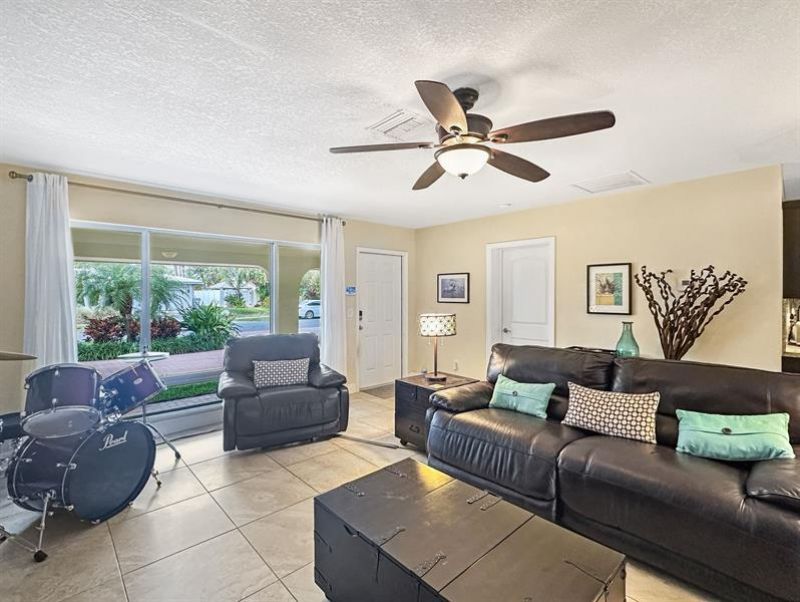 280 SE 3rd Avenue, Pompano Beach, FL 33060 Photo