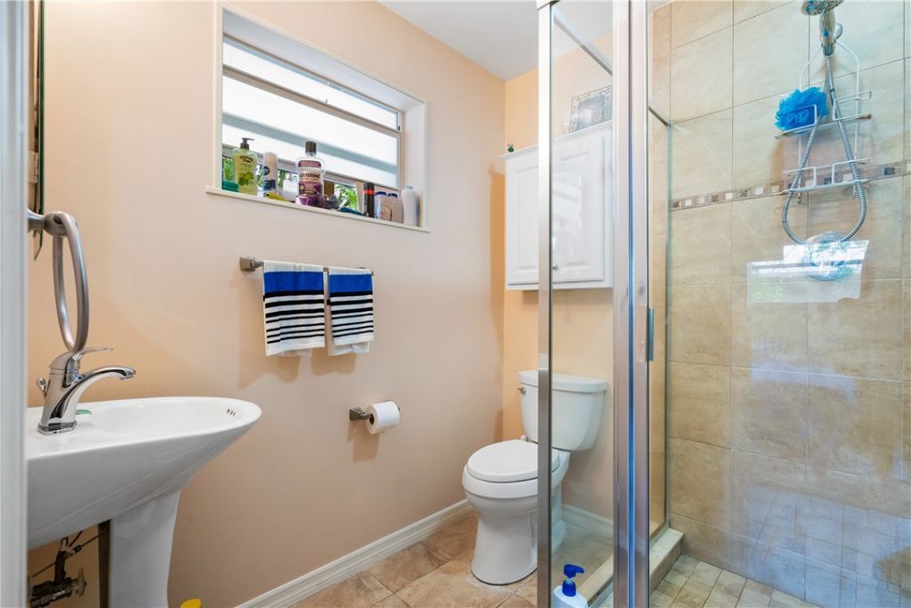 645 Royal Palm Place, Vero Beach, FL 32960 Photo