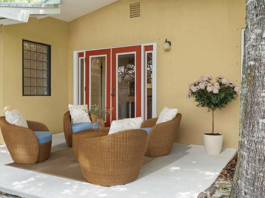 645 Royal Palm Place, Vero Beach, FL 32960 Photo