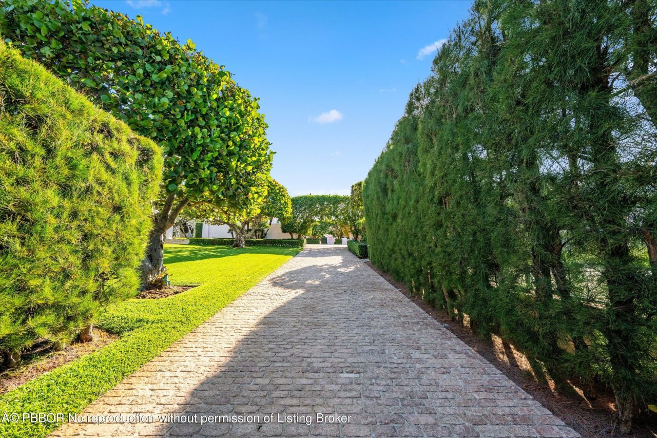 911 N Ocean Boulevard, Palm Beach, FL 33480 Photo