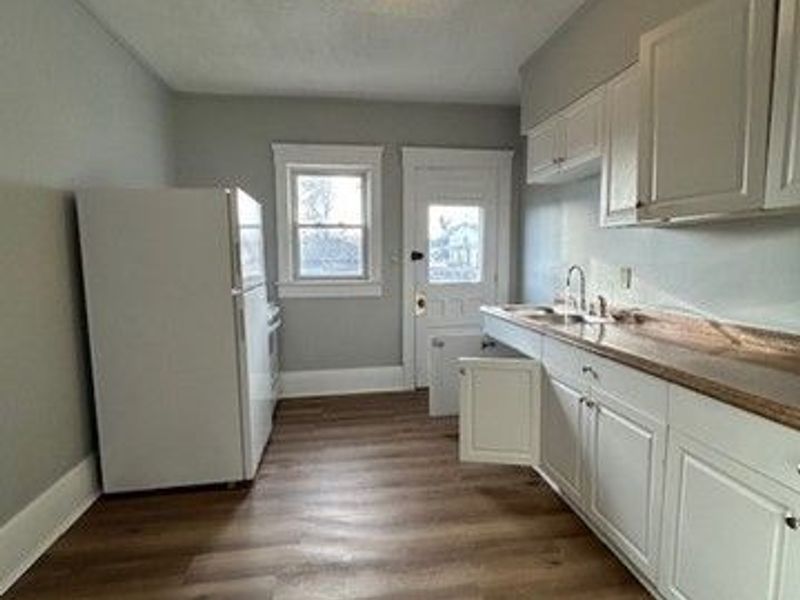 459 Wooster Road N, Barberton, OH 44203 Photo 9