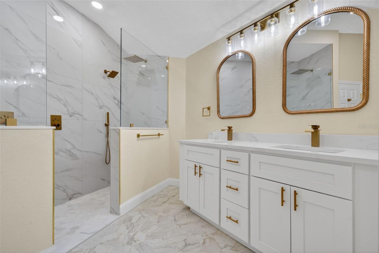 910 Siesta Key Place, Sarasota, FL 34242 Photo