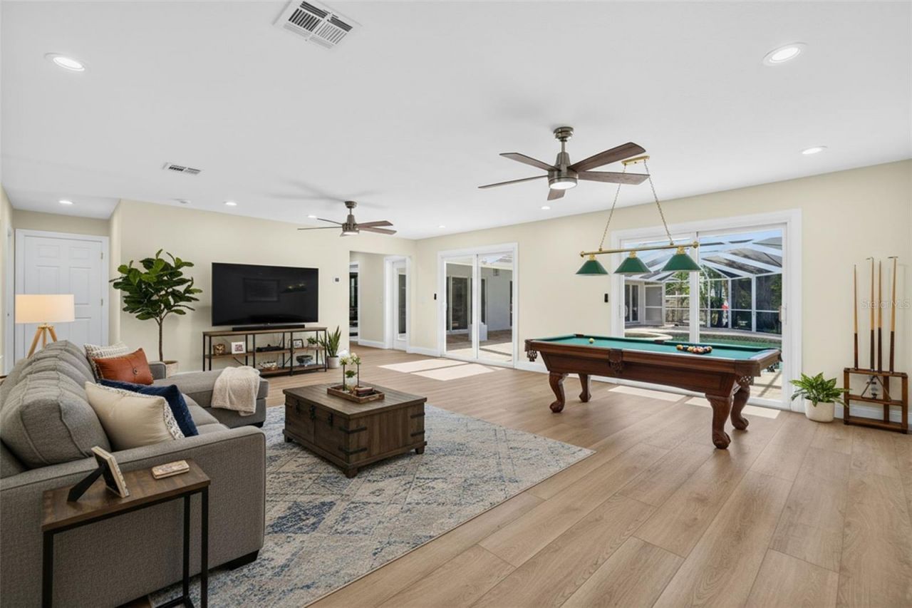 910 Siesta Key Place, Sarasota, FL 34242 Photo