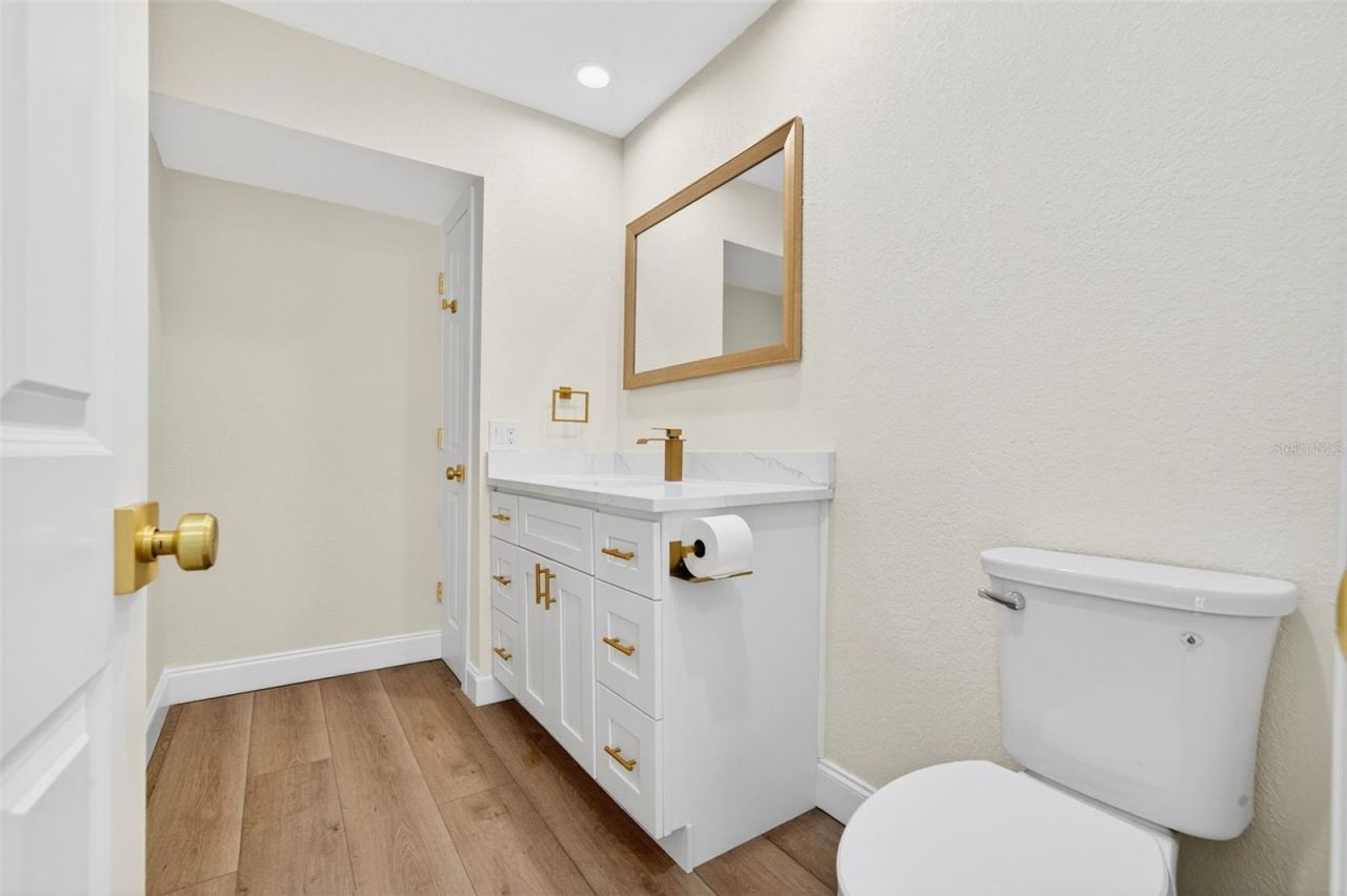 910 Siesta Key Place, Sarasota, FL 34242 Photo