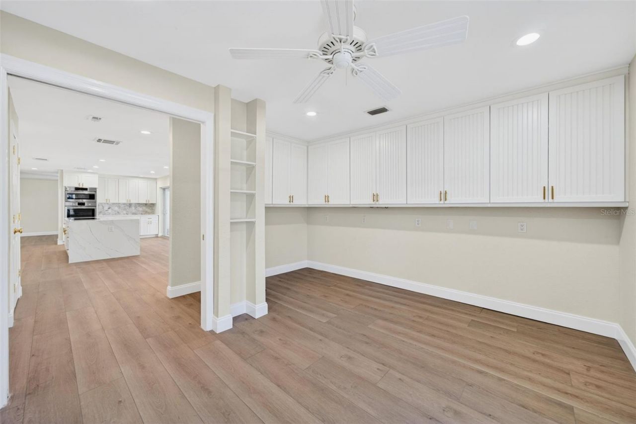 910 Siesta Key Place, Sarasota, FL 34242 Photo