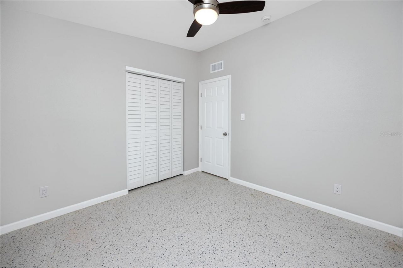 647 Garland Street N, Saint Petersburg, FL 33703 Photo