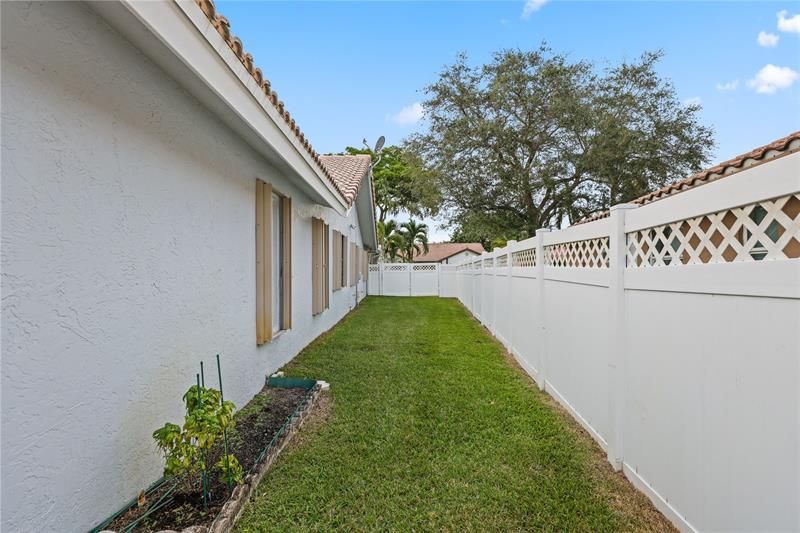1459 NW 113th Terrace, Coral Springs, FL 33071 Photo