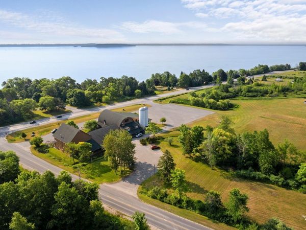 5046 West Bay Shore S, Unit 1, Suttons Bay, MI 49682